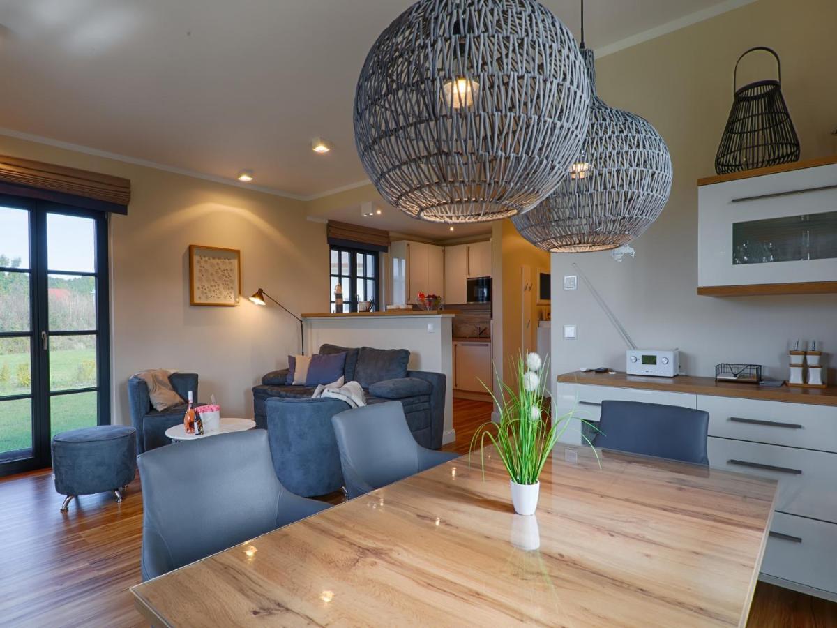 Reetland Am Meer - Premium Reetdachvilla Mit 3 Schlafzimmern, Sauna, Kamin Und Massagesessel F05 Dranske Eksteriør billede