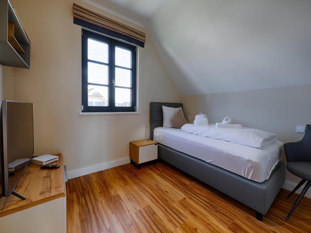 Reetland Am Meer - Premium Reetdachvilla Mit 3 Schlafzimmern, Sauna, Kamin Und Massagesessel F05 Dranske Eksteriør billede