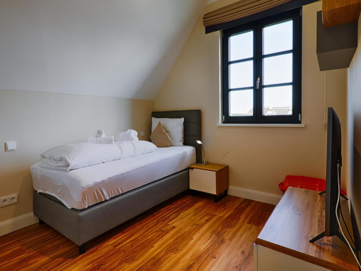 Reetland Am Meer - Premium Reetdachvilla Mit 3 Schlafzimmern, Sauna, Kamin Und Massagesessel F05 Dranske Eksteriør billede
