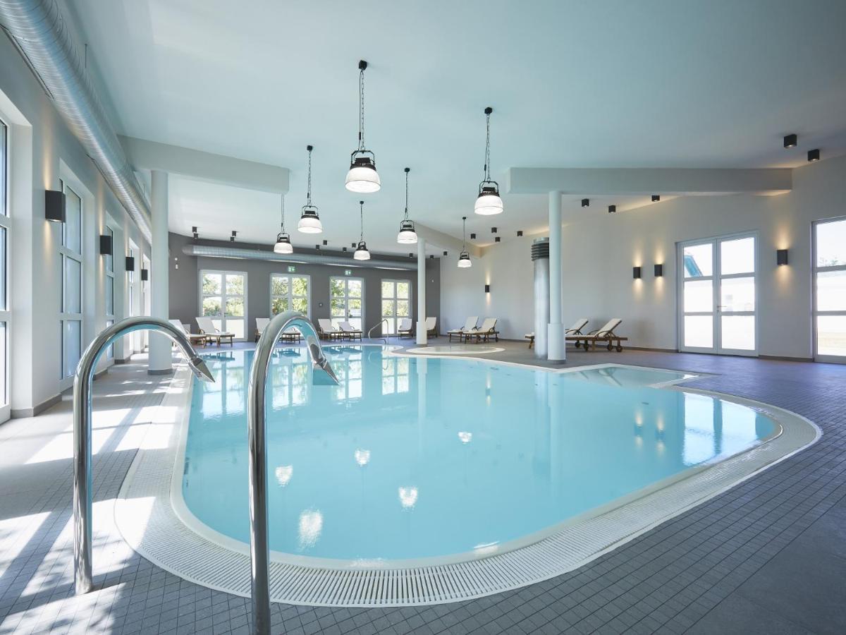 Reetland Am Meer - Premium Reetdachvilla Mit 3 Schlafzimmern, Sauna, Kamin Und Massagesessel F05 Dranske Eksteriør billede